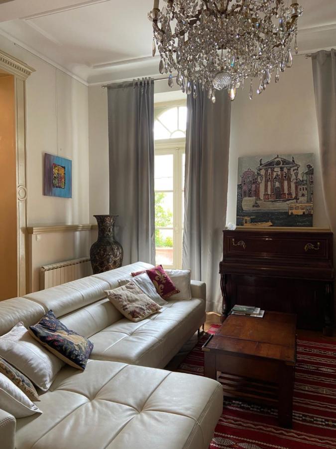 Le Gite Du Chateau Auriac-sur-Vendinelle Εξωτερικό φωτογραφία